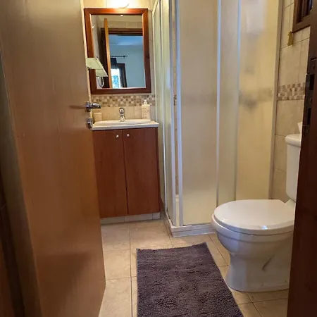 Stunning Traditional Stone - *