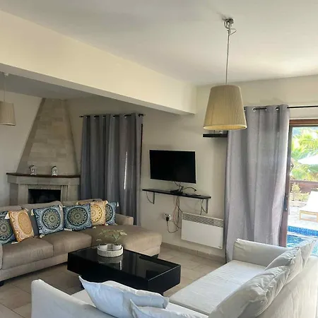 Stunning Traditional Stone -