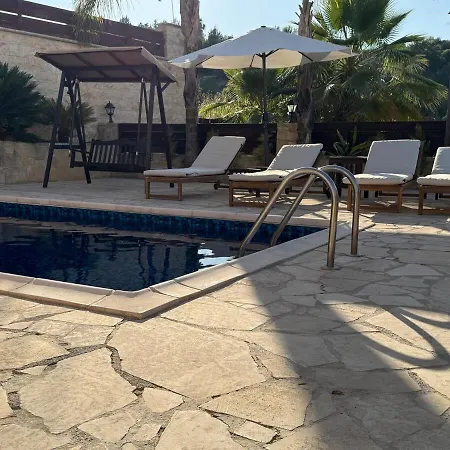 Stunning Traditional Stone - Villa *