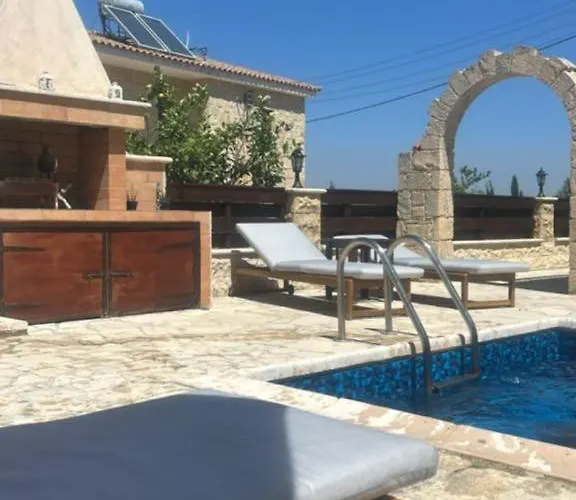 Stunning Traditional Stone - Villa Kallepia