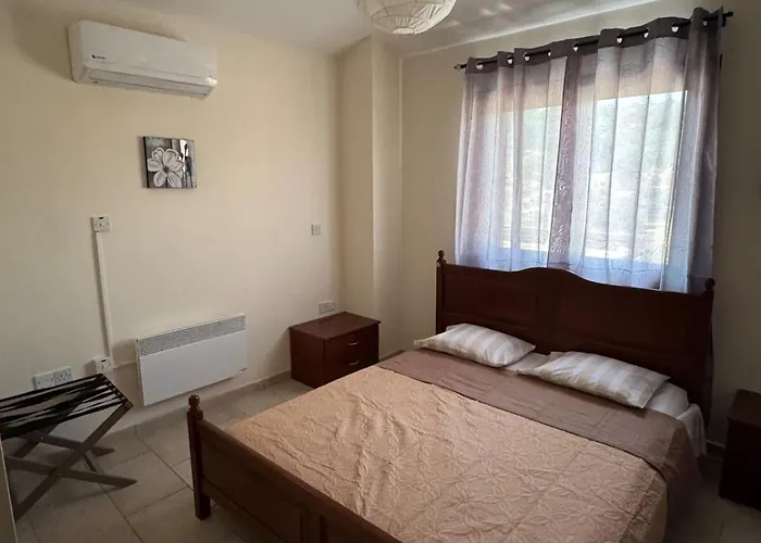 Stunning Traditional Stone - * Kallepia