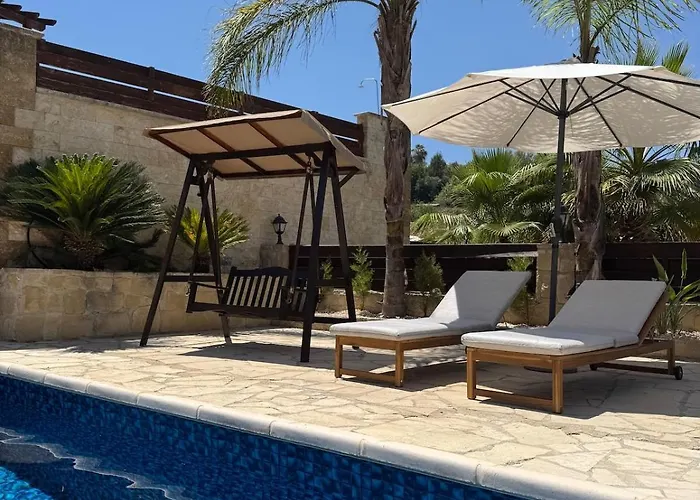 Villa Stunning Traditional Stone - *